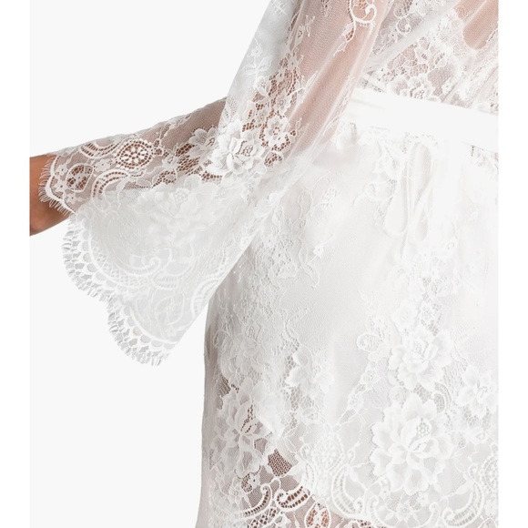 Bridal Lace Robe - In Bloom - Picture 4 of 6